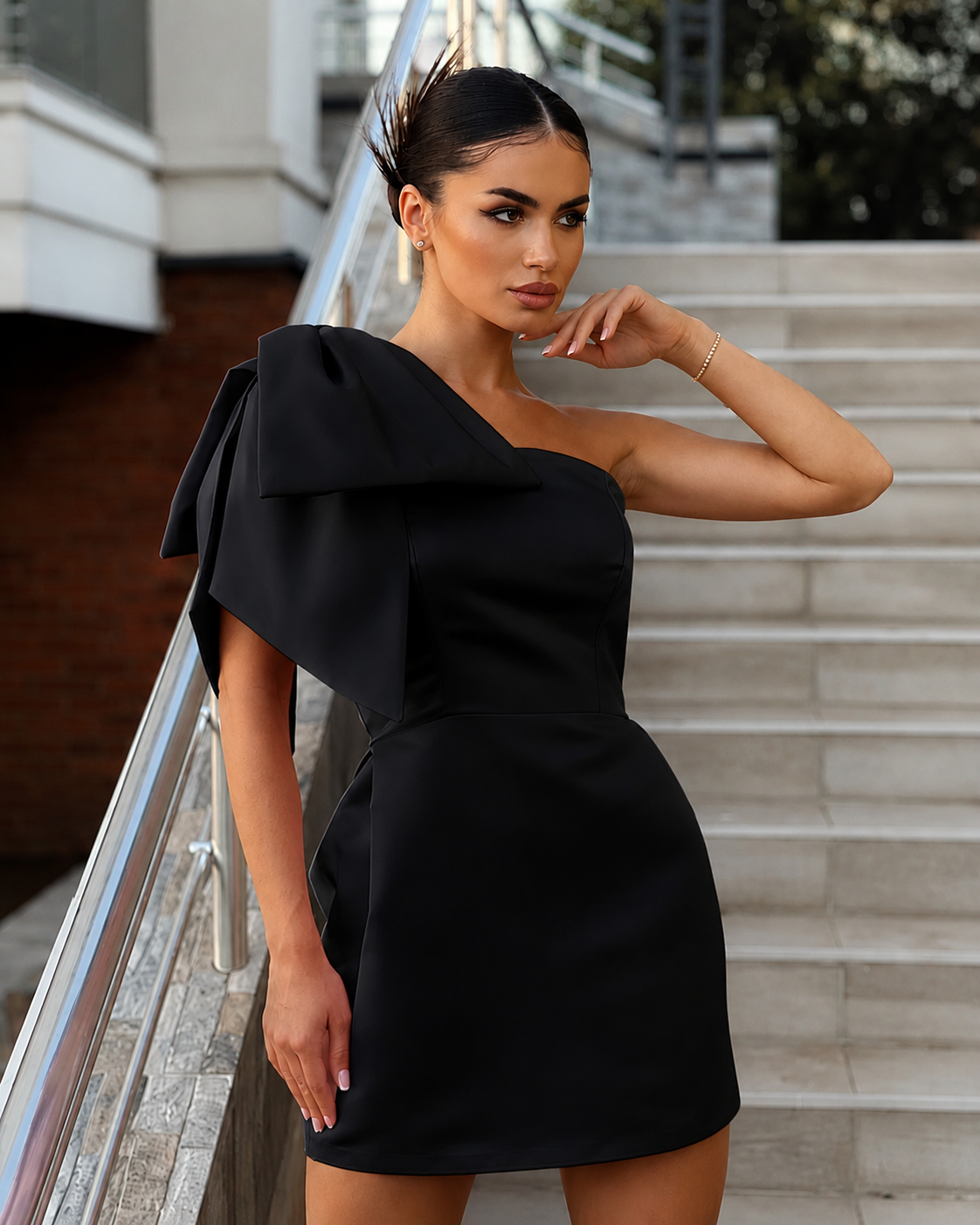 Doralynn — Robe sans manches en taffetas élastique