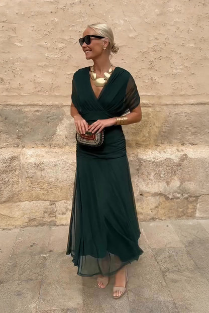 Elin — Robe Maxi à Encolure en V et Taille Cintrée