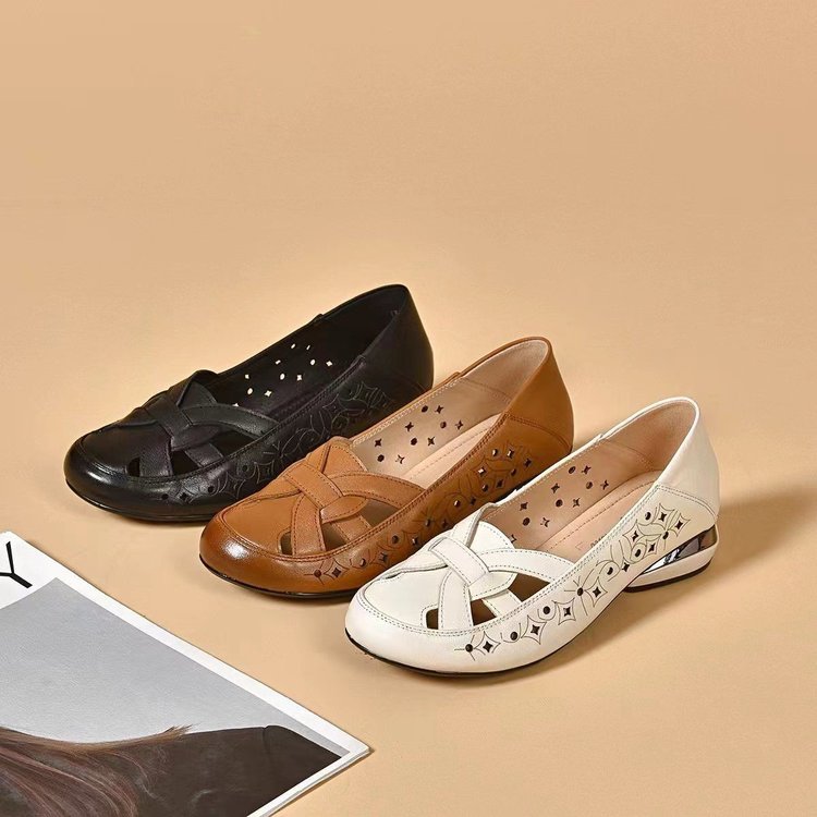 Chaussures en Cuir Slip-On avec Découpes - Confortables et Élégantes Sandales