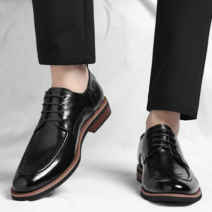 Les Chaussures Oxford Lorenzio avec Finition en Cuir Poli