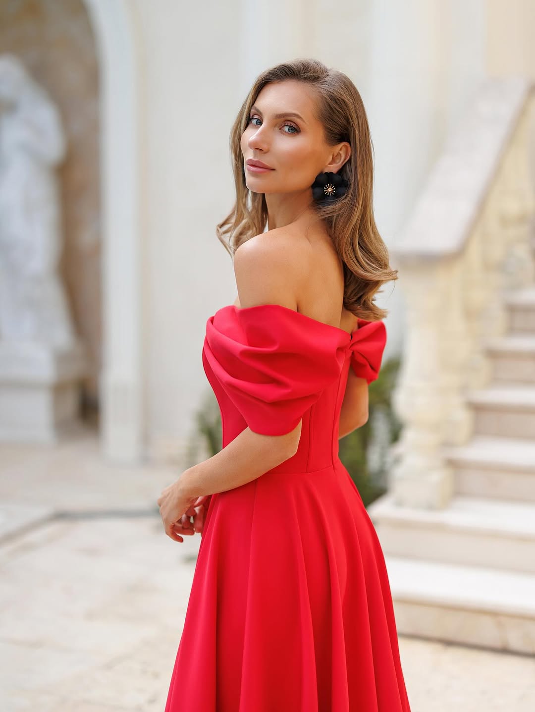 Deliha — Robe fluide à épaules dénudées