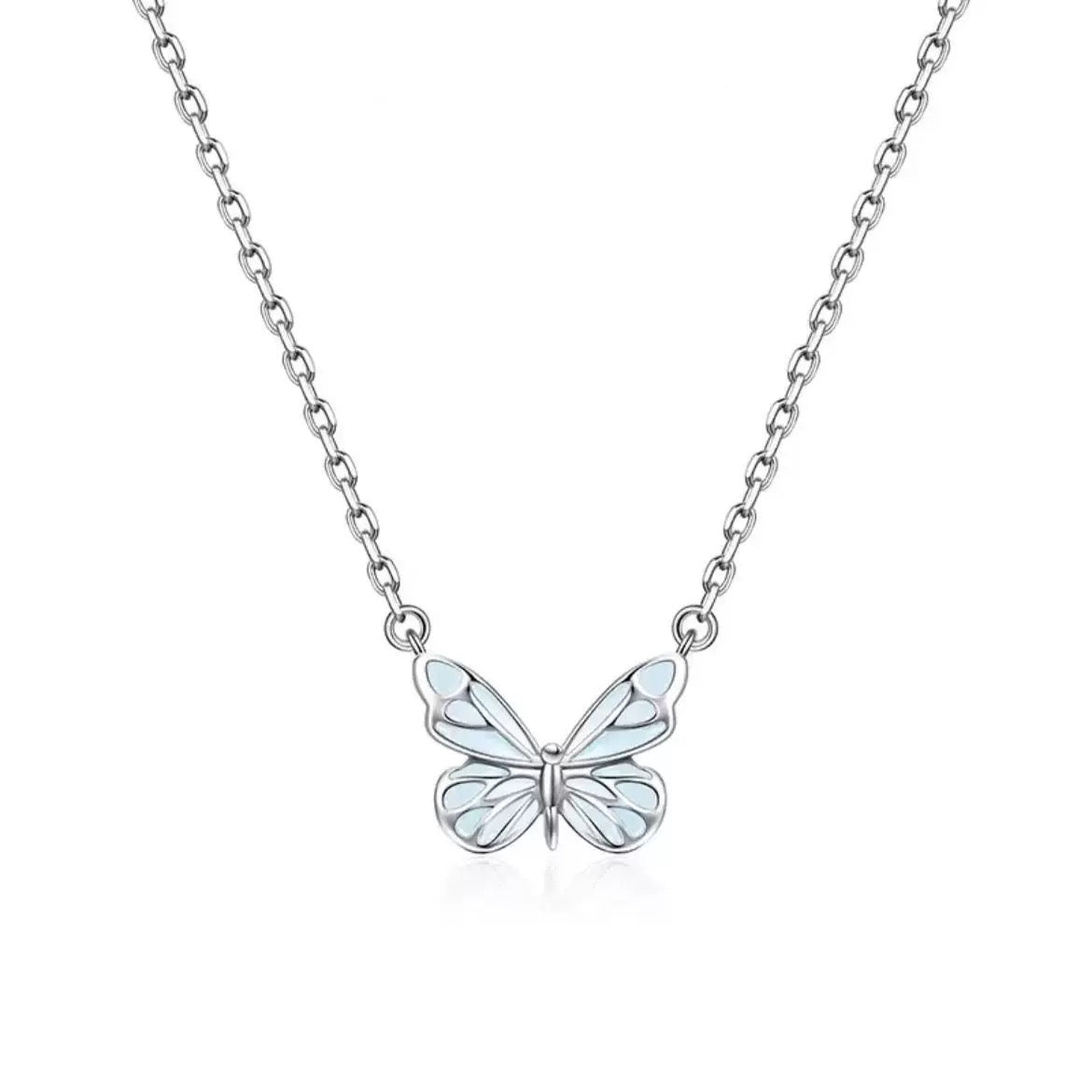 Papillon — Collier Papillon Bleu avec Charme Délicat