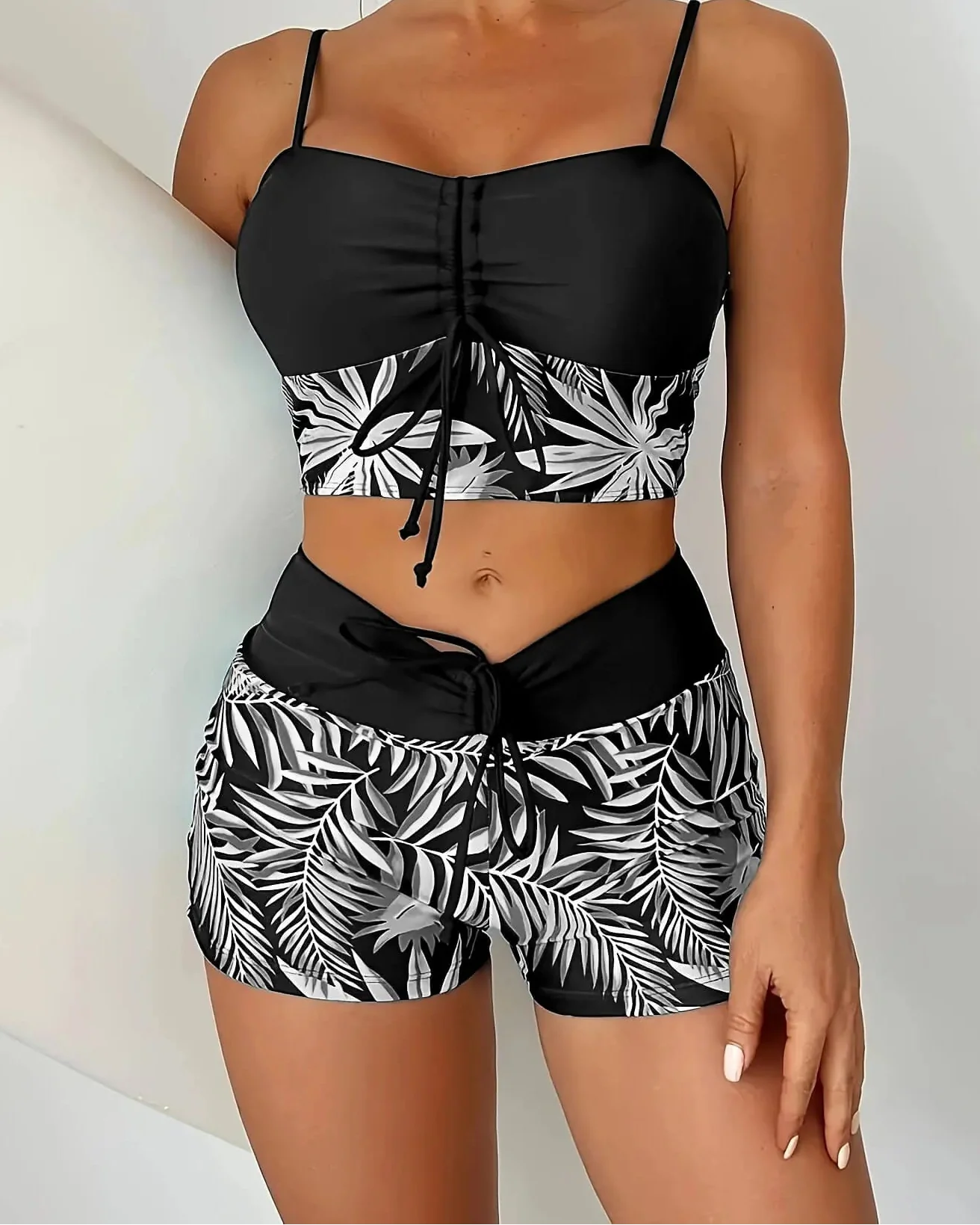 Marielune — Haut de bikini taille haute style short, deux pièces