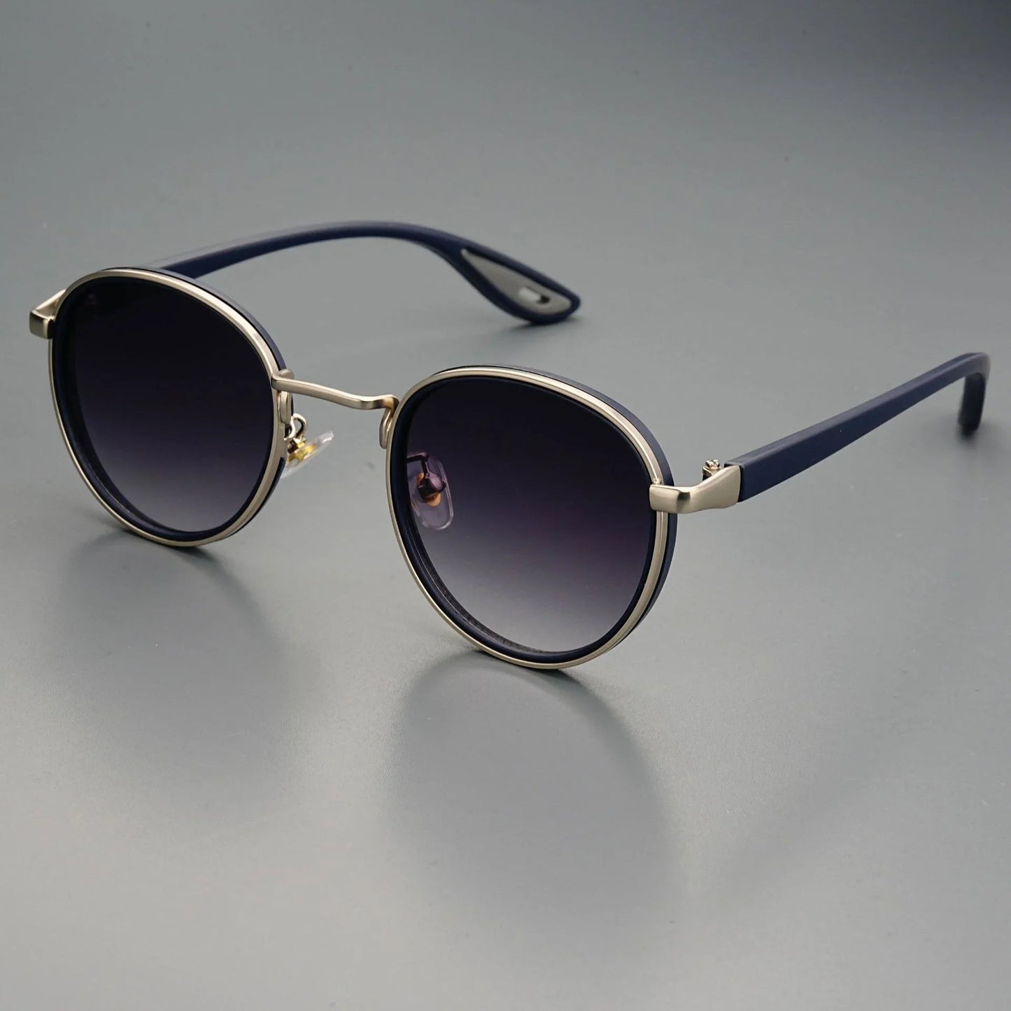 Carson Rift — Lunettes de soleil rondes vintage