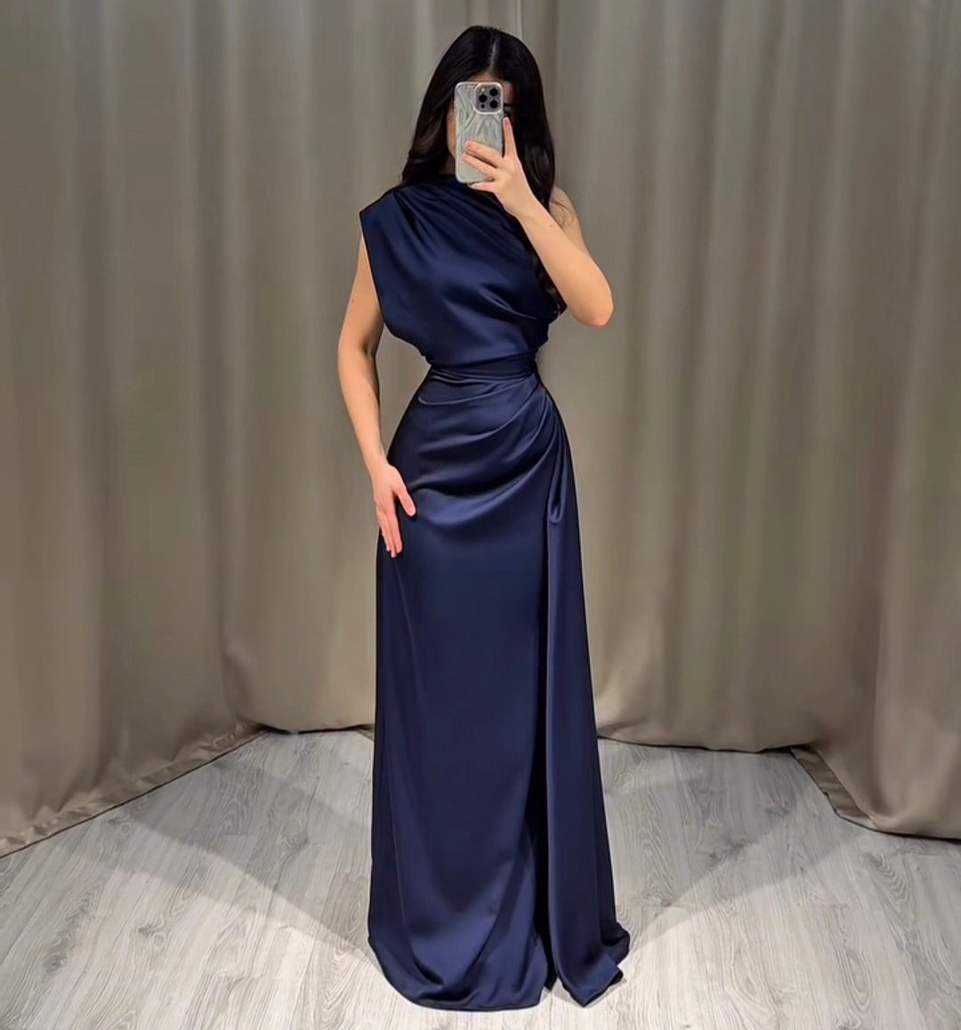Ailinore — Robe en taffetas élastique sans manches