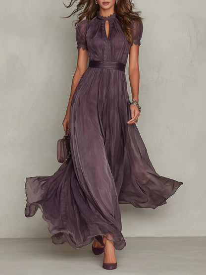 Robe Flavia en Dentelle Violette à Décolleté Tombant