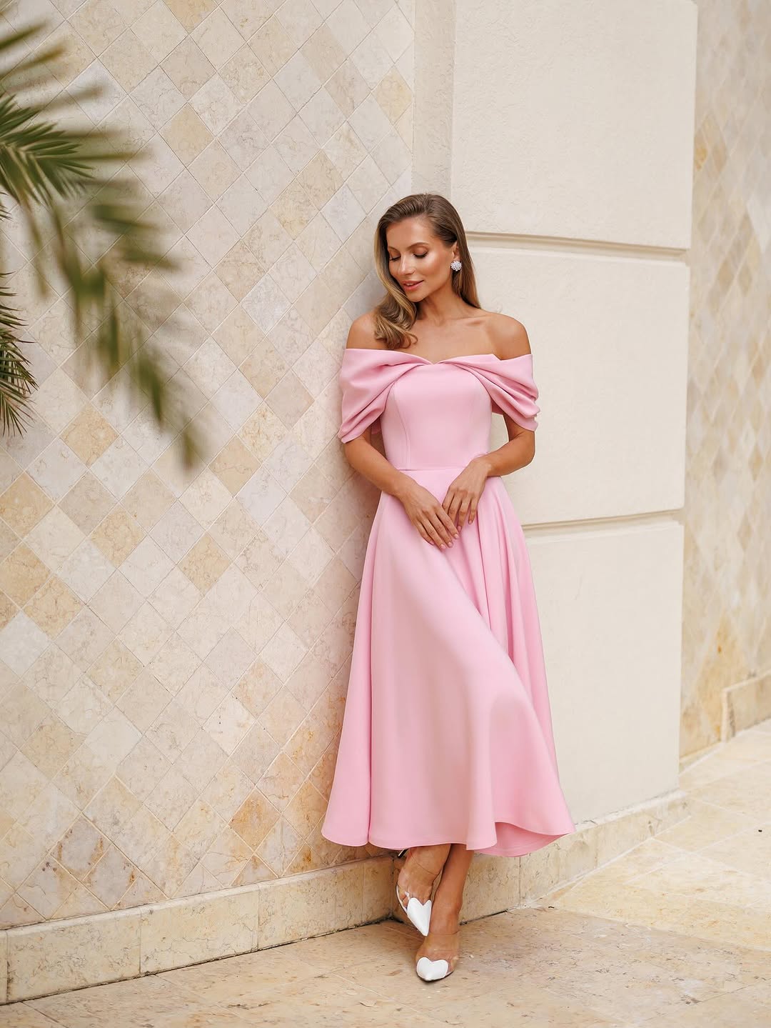Deliha — Robe fluide à épaules dénudées