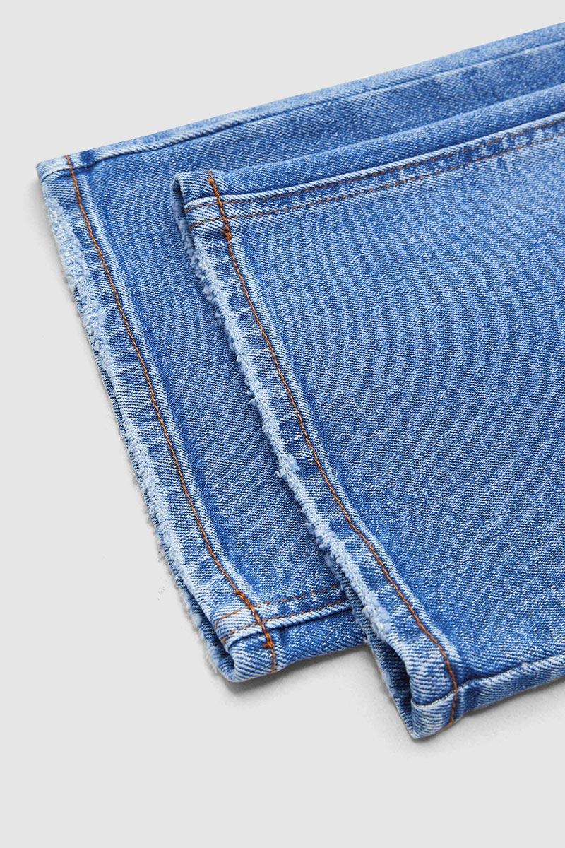 Jeans Droit avec Taille Mi-Haute - Audacieux et Élégants