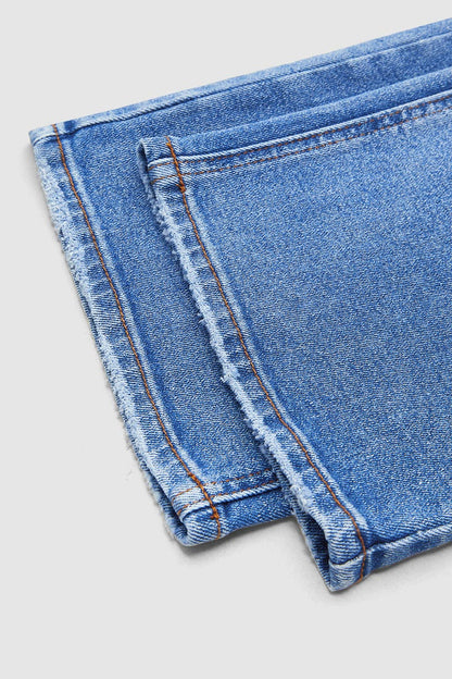 Jeans Droit avec Taille Mi-Haute - Audacieux et Élégants