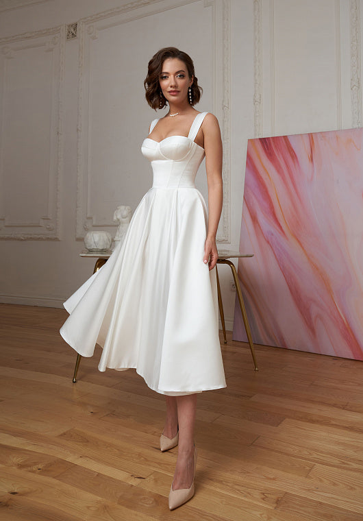 Marilyn — Robe en Taffetas Cintrée
