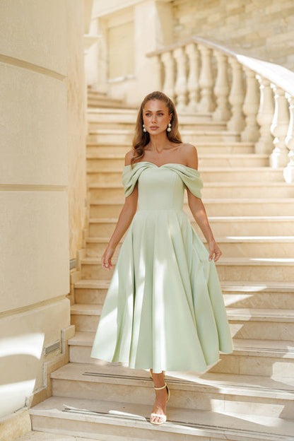 Deliha — Robe fluide à épaules dénudées