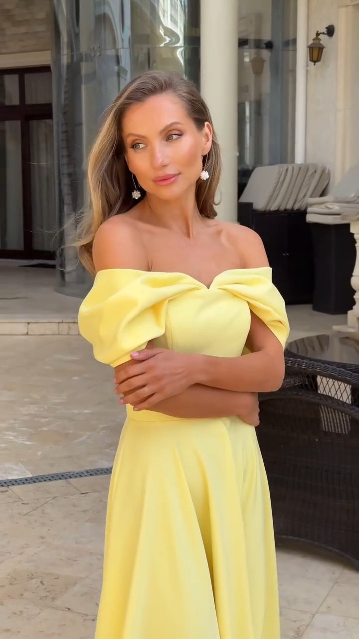 Deliha — Robe fluide à épaules dénudées
