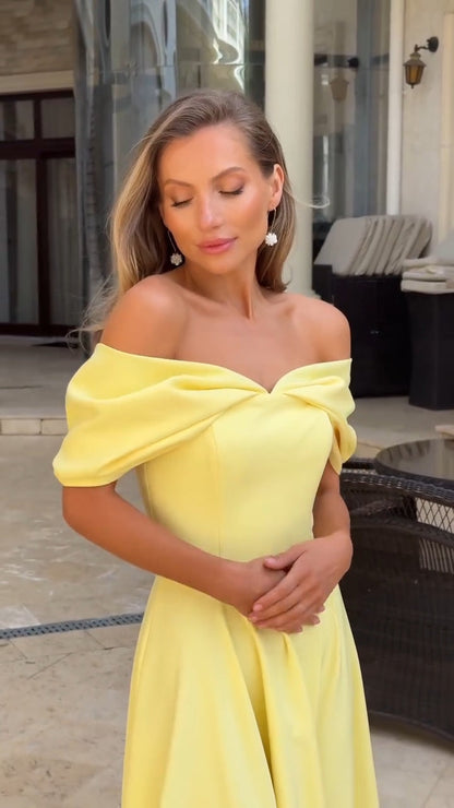 Deliha — Robe fluide à épaules dénudées