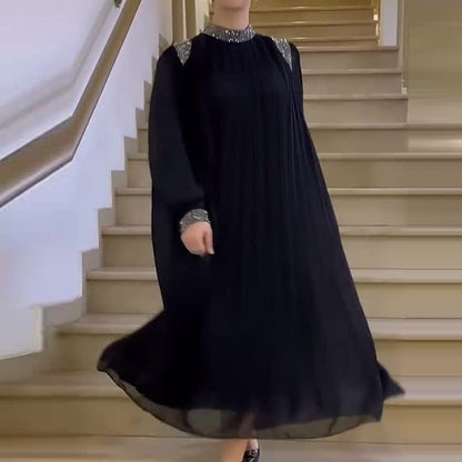 Marilore — Robe Maxi Plissée Ornée de Strass