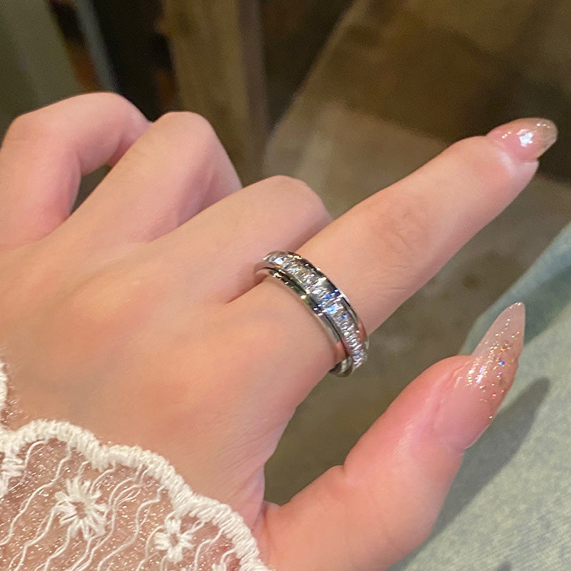 Verallo — Bague Spinner en Acier Titane avec Zirconia