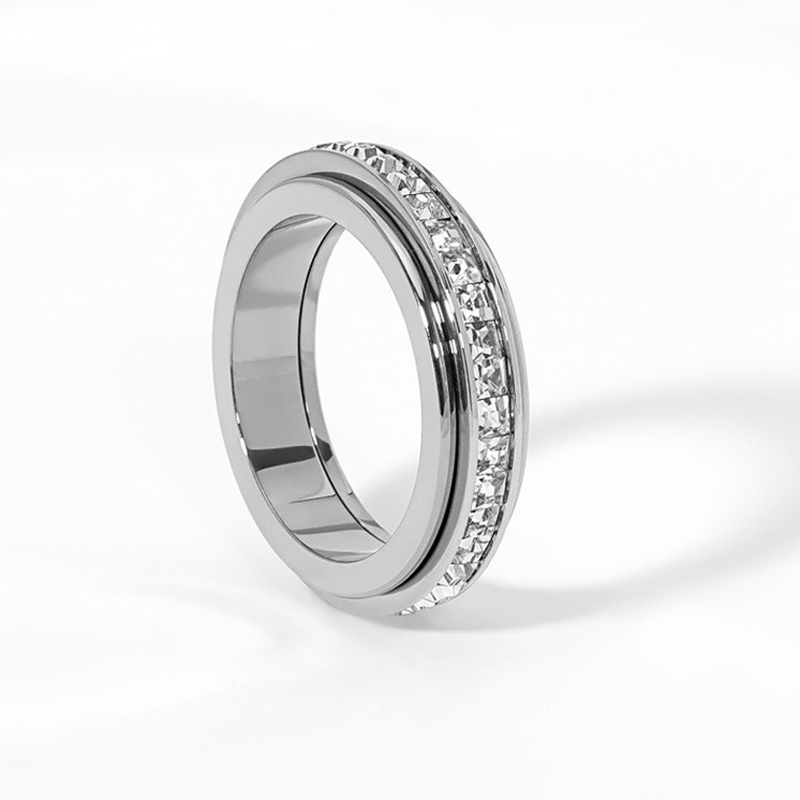 Verallo — Bague Spinner en Acier Titane avec Zirconia