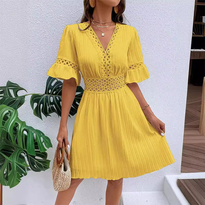 Thessalie — Robe d'été plissée avec dentelle