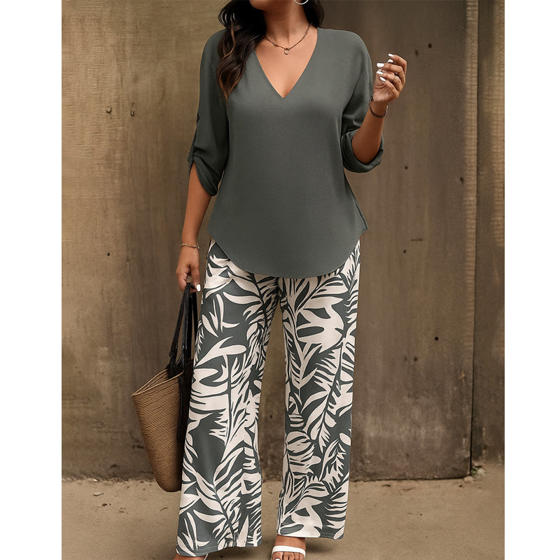 Amarielle — Blouse à décolleté en V & Ensemble de Pantalon à Jambes Amples Imprimé